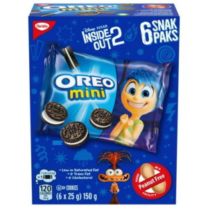 OREO, Mini Original Chocolate Sandwich Cookies, Limited Edition Disney Packaging  while supplies last, Made in a Peanut-Free Facility, Individually Wrapped, Snack Pack, Baked in Canada, 150 g