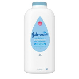 Johnson's Baby Powder with Aloe, Vitamin E, and Cornstarch, 623 g