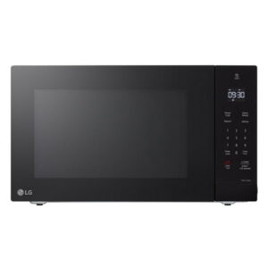 LG 1.5 cu. ft. NeoChef Countertop Microwave with Smart Inverter and EasyClean®