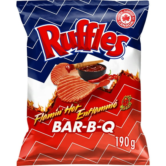 Ruffles Flamin Hot Bar-B-Q flavoured Potato Chips, 190 g.