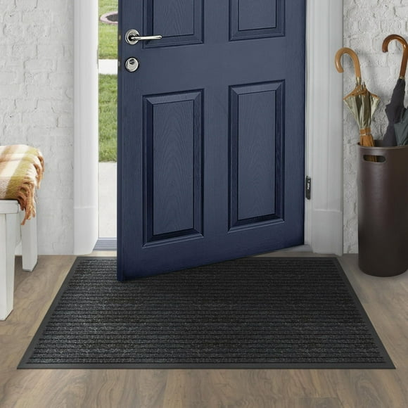 Mainstays 3 ft. x 4 ft. Platinum Needlepunch Charcoal Doormat with Vinyl Backing, 3-ft x 4-ft Indoor/Outdoor