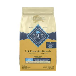 Blue Buffalo Life Protection Formula Adult Small Breed Healthy Weight Dry Dog Food, Chicken, 2.2kg